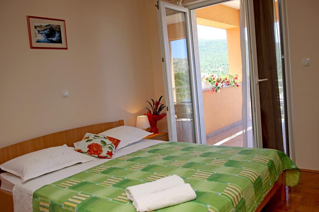 Guest Accommodation Slapovi Krke Lozovac Quarto foto