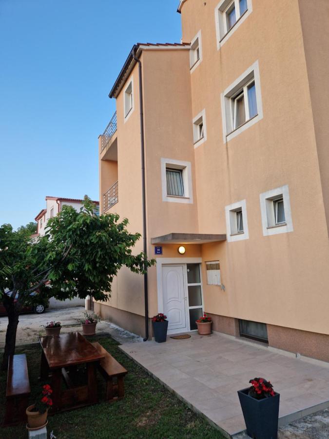 Guest Accommodation Slapovi Krke Lozovac Exterior foto