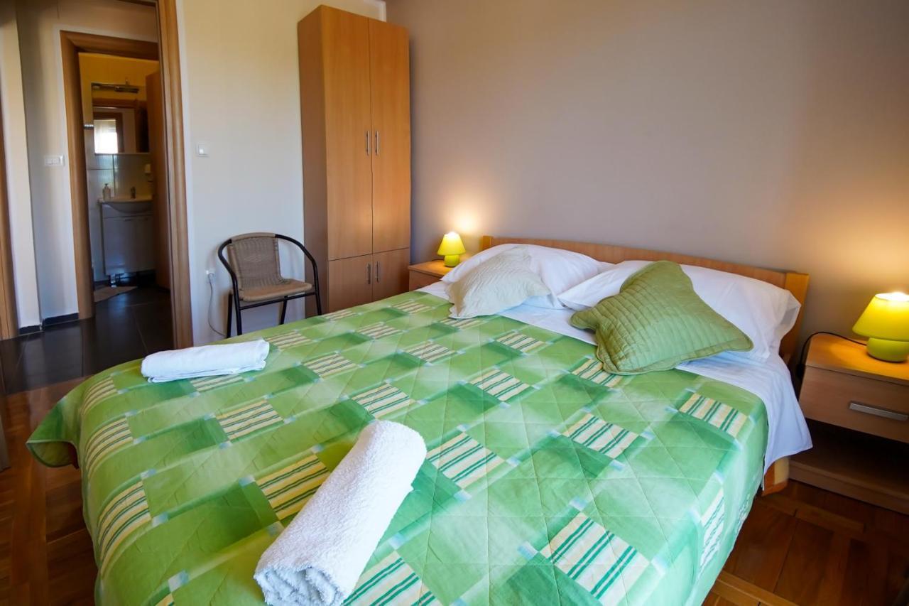 Guest Accommodation Slapovi Krke Lozovac Exterior foto