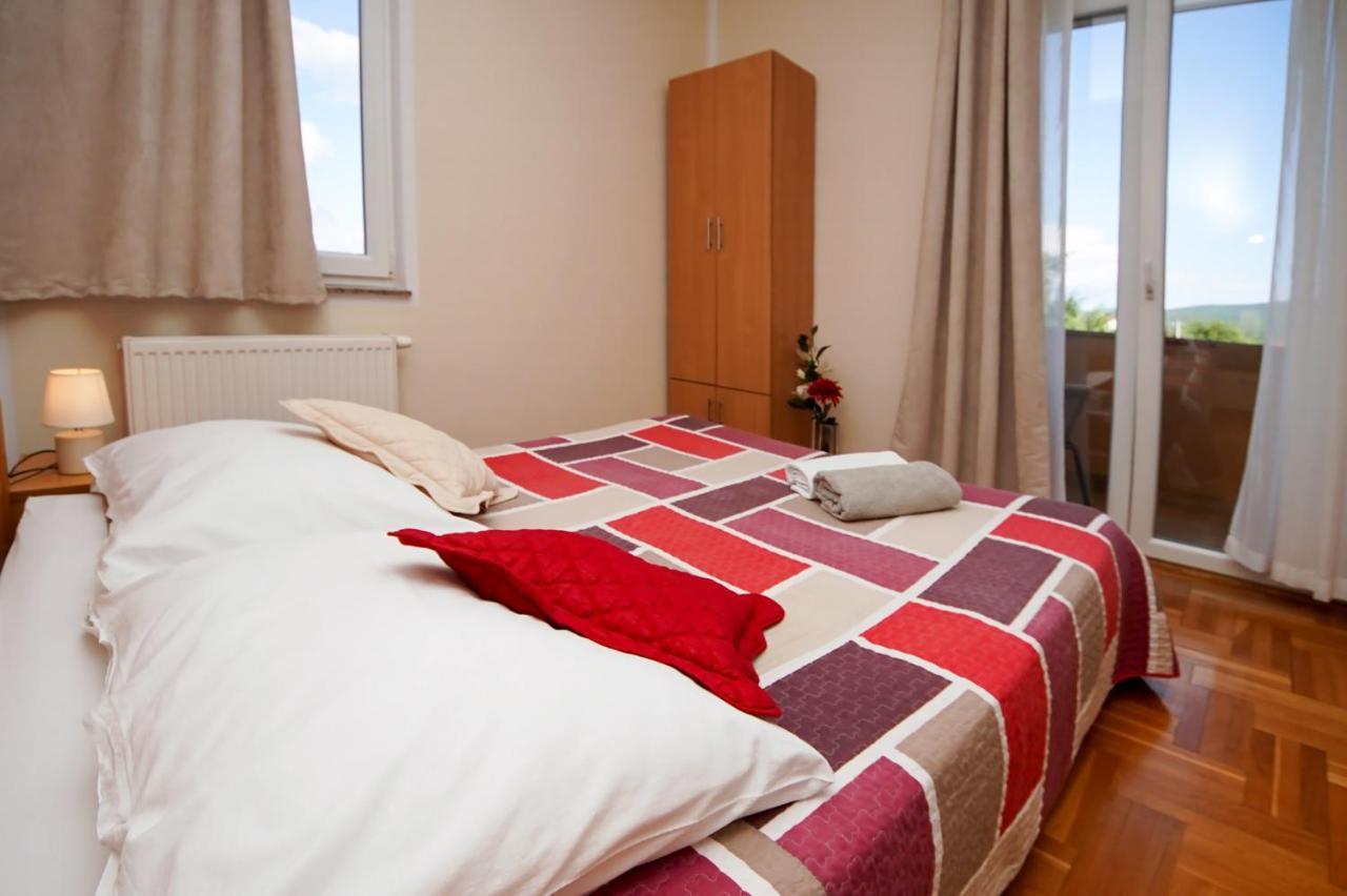 Guest Accommodation Slapovi Krke Lozovac Exterior foto