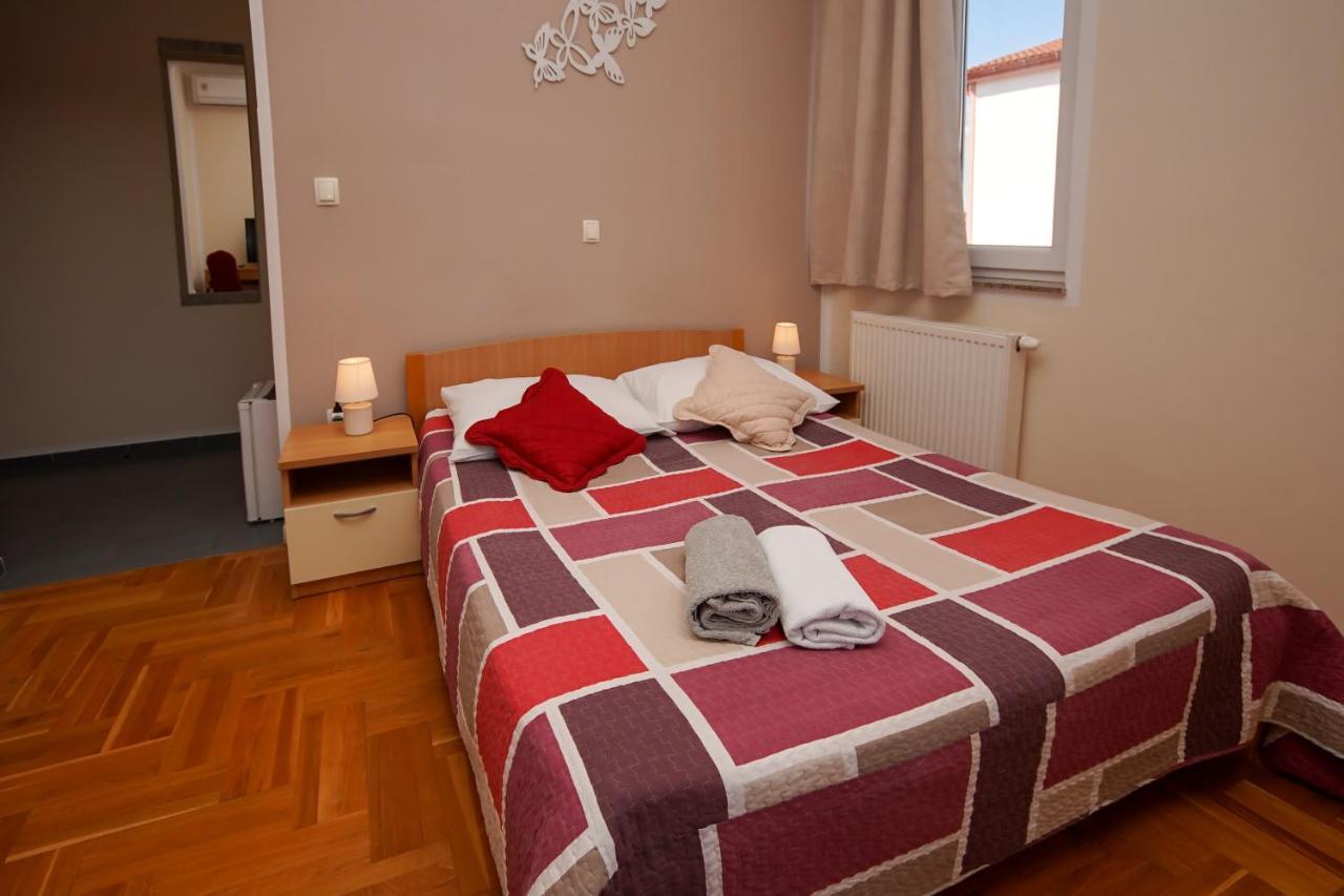 Guest Accommodation Slapovi Krke Lozovac Exterior foto